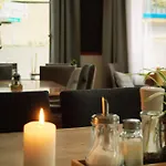 ホテル Schillers & Cafe - Garni -