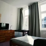 Schillers Hotel&café - Garni - Hotel 3*