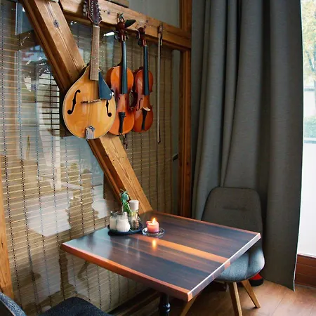 Schillers & Cafe - Garni - 3* Люденшайд