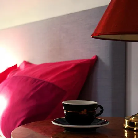Schillers & Cafe - Garni - Hotel Luedenscheid