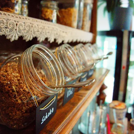 Schillers & Cafe - Garni - Отель