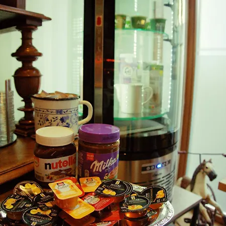 Schillers & Cafe - Garni - Отель 3*