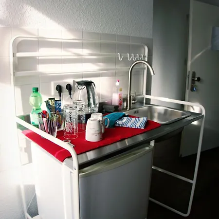 Отель Schillers & Cafe - Garni - 3*