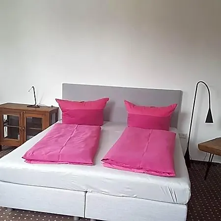Schillers Hotel&café - Garni - Hotel