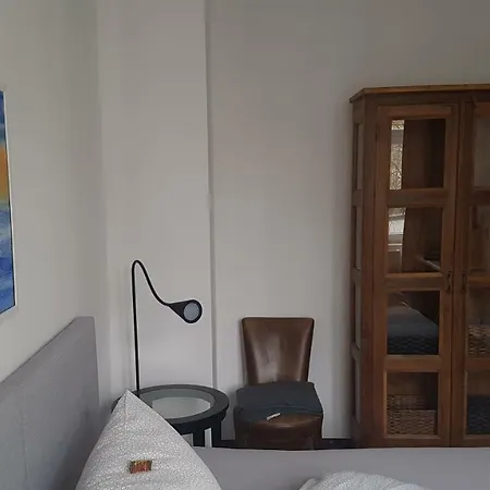 Schillers & Cafe - Garni -