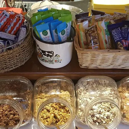 Schillers & Cafe - Garni - 3*