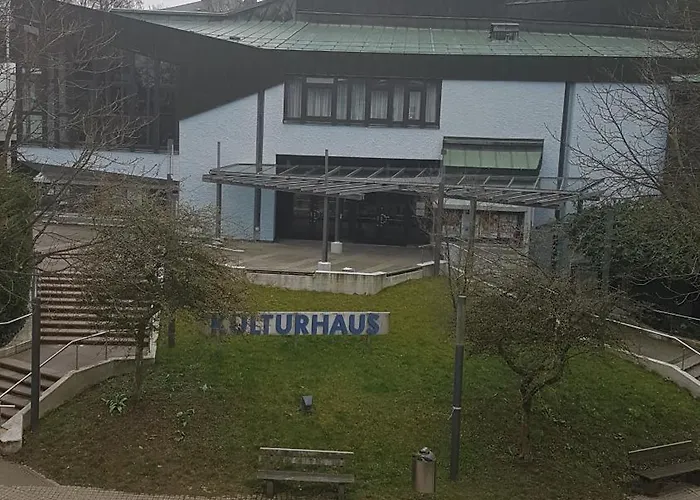 Hotel Schillers & Cafe - Garni - 3*