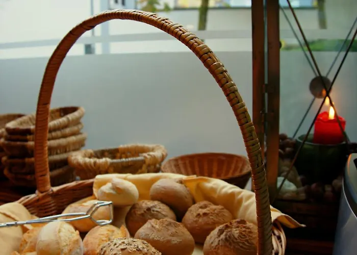 Schillers & Cafe - Garni - 3* 뤼덴샤이드