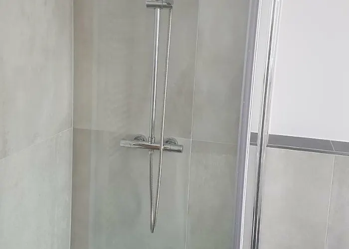 Schillers & Cafe - Garni -