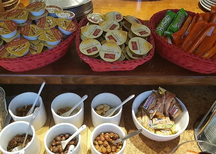 Ξενοδοχείο Schillers & Cafe - Garni - 3*