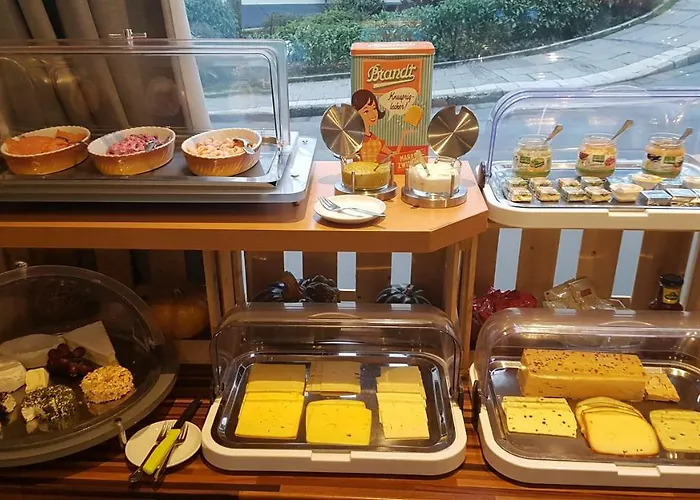 Ξενοδοχείο Schillers & Cafe - Garni - 3*